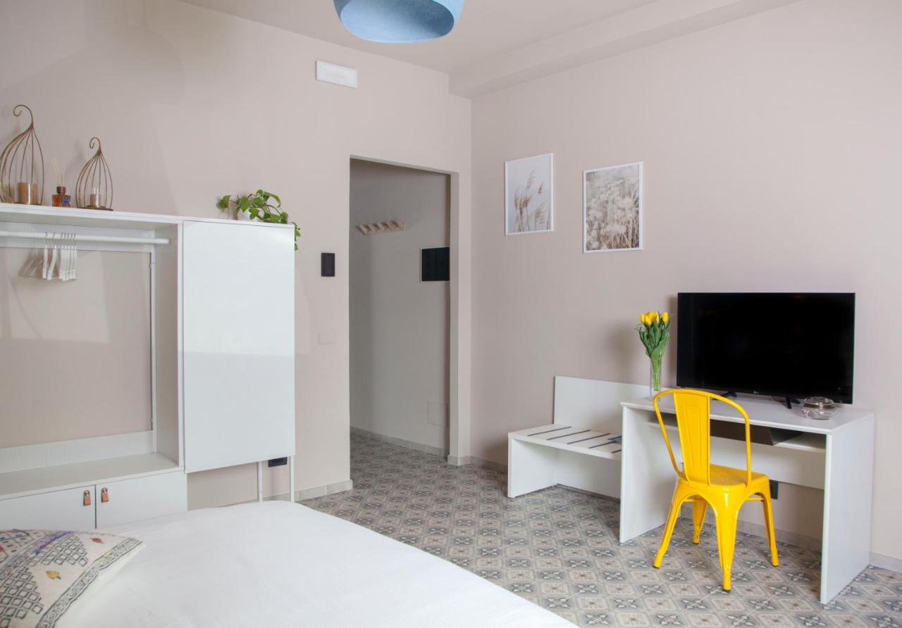 Moncrivel Rooms & Relax Benevello Zewnętrze zdjęcie